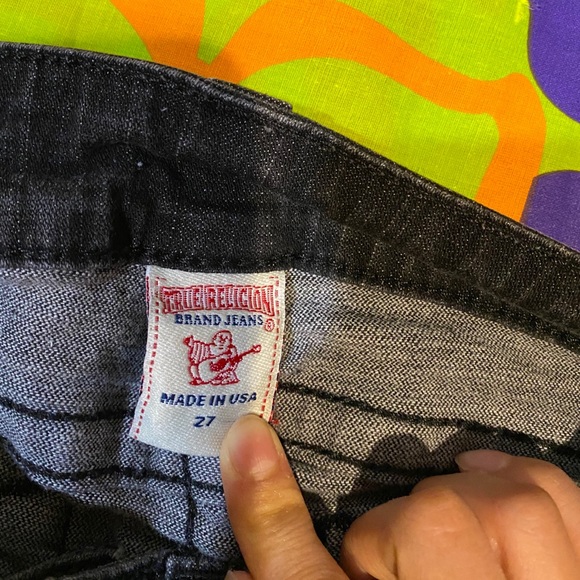 TRUE RELIGION JEAN SHORTS - Picture 5 of 5